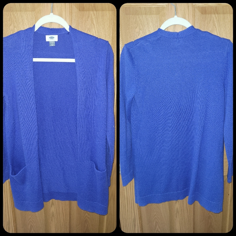 Old navy sweater